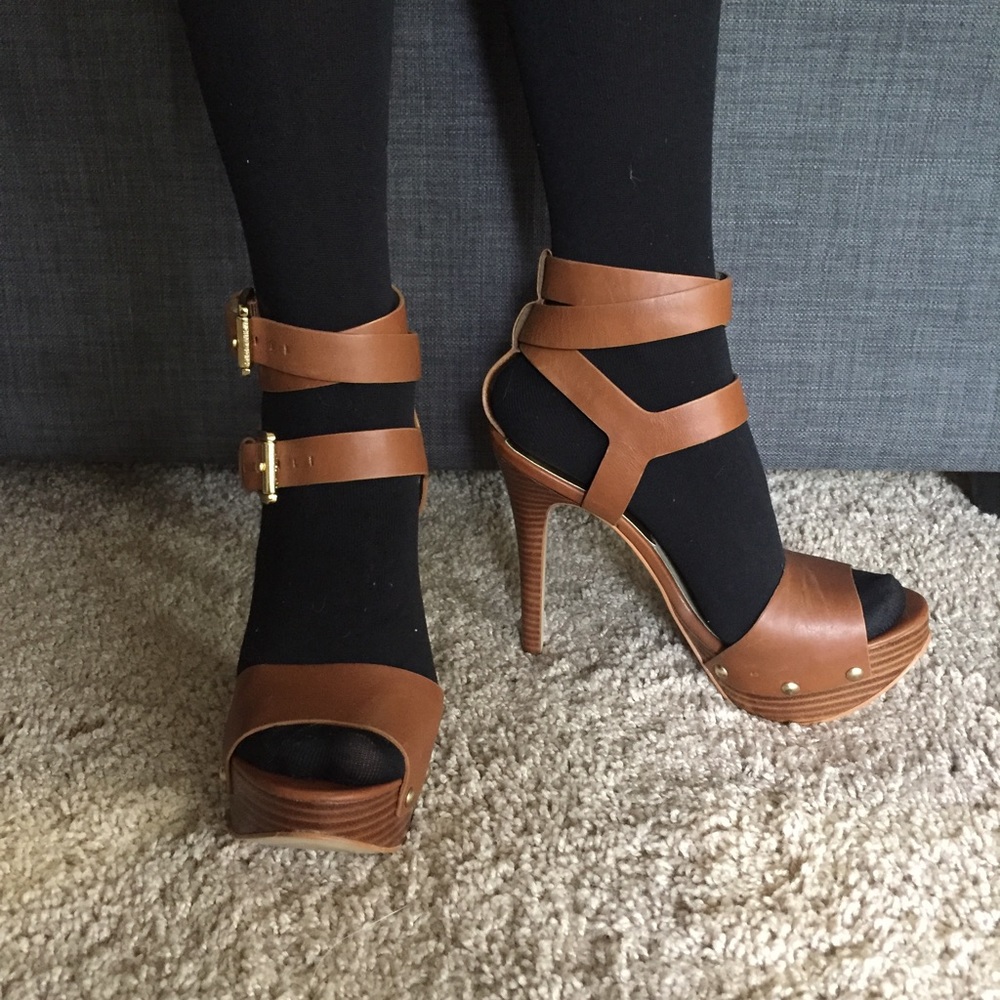 Micheal Kors Leather Stilettos Sz 7.5 NEW